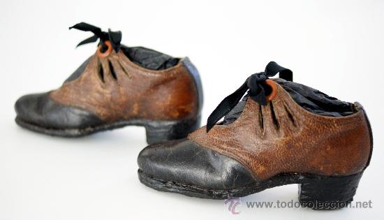 zapatos en miniatura realizados en piel con tod - Buy antique clothing accessories todocoleccion