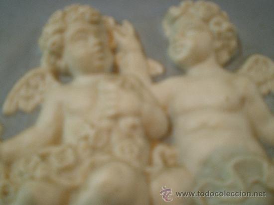 Antig&uuml;edades: placa en biscuit - Foto 3