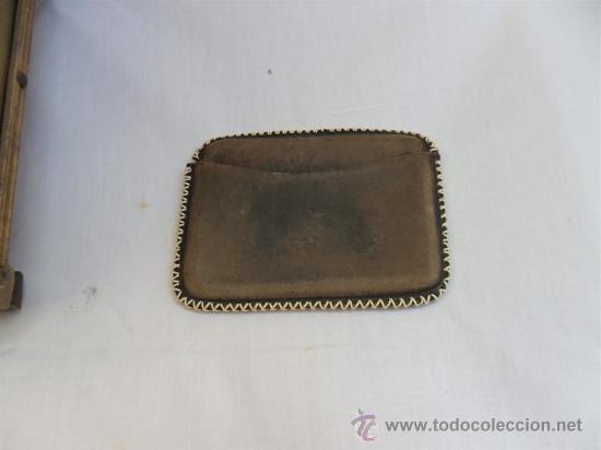 Antig&uuml;edades: cartera antigua de cuero - Foto 1