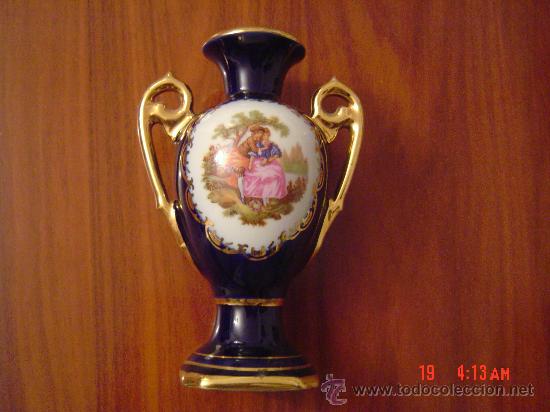 Antig&uuml;edades: JARRONCITO DE PORCELANA DE LIMOGES - Foto 1