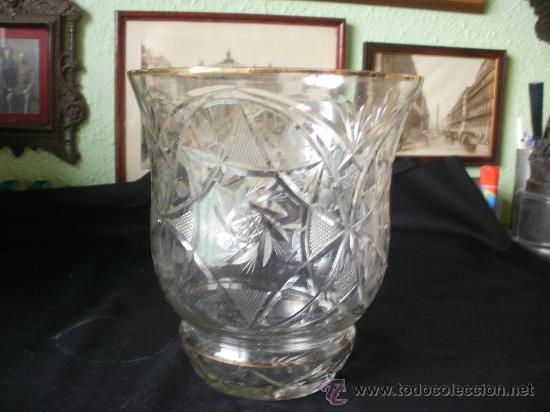 Antig&uuml;edades: Espl&eacute;ndido jarr&oacute;n en cristal tallado. - Foto 2