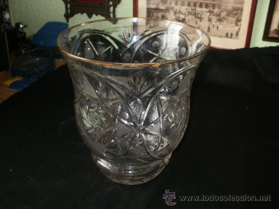 Antig&uuml;edades: Espl&eacute;ndido jarr&oacute;n en cristal tallado. - Foto 4
