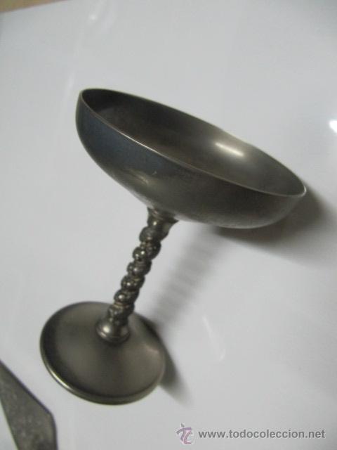 Antig&uuml;edades: Cubiertos y copa de plata antiguo - Foto 5