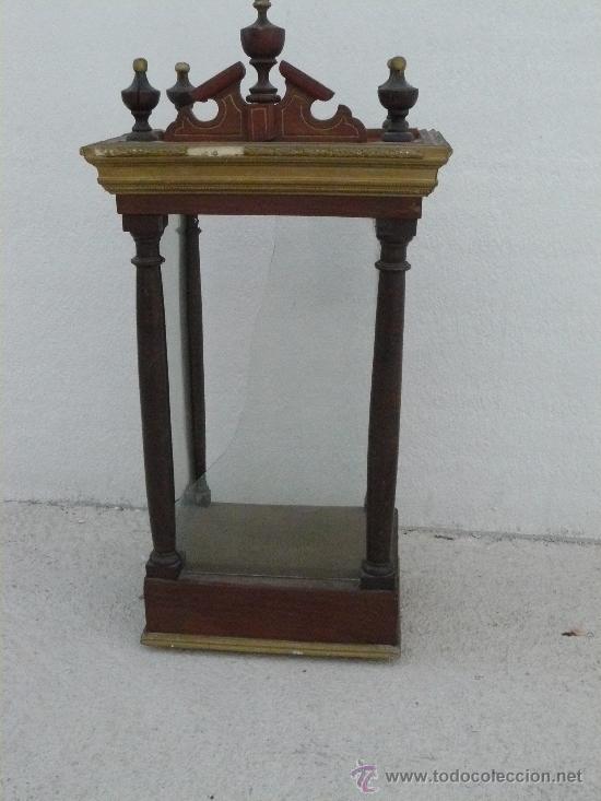 Antig&uuml;edades: Vitrina Alfonsina para imagen - Foto 1