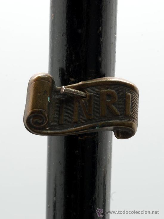 Antig&uuml;edades: Crucifijo en madera y bronce con base S XIX - Foto 9