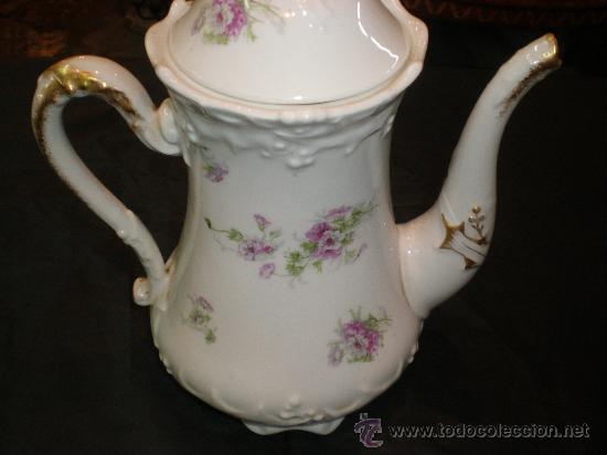 Antig&uuml;edades: tetera en porcelana de gran tama&ntilde;o - Foto 1