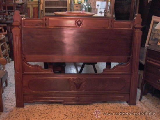 Antig&uuml;edades: ESTUPENDA CAMA CAOBA ISABELINA - Foto 1