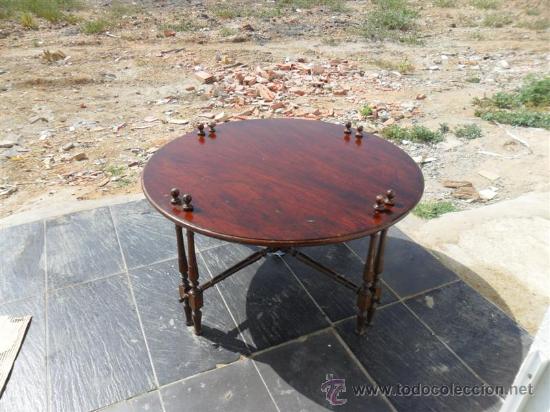 Antig&uuml;edades: mesa de centro grande - Foto 1