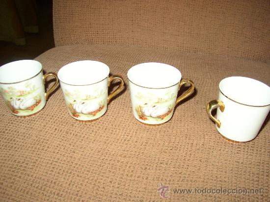 Antig&uuml;edades: LOTE DE TAZAS DE CAFE TIPO LIMOGES 8X6 CMS - Foto 2