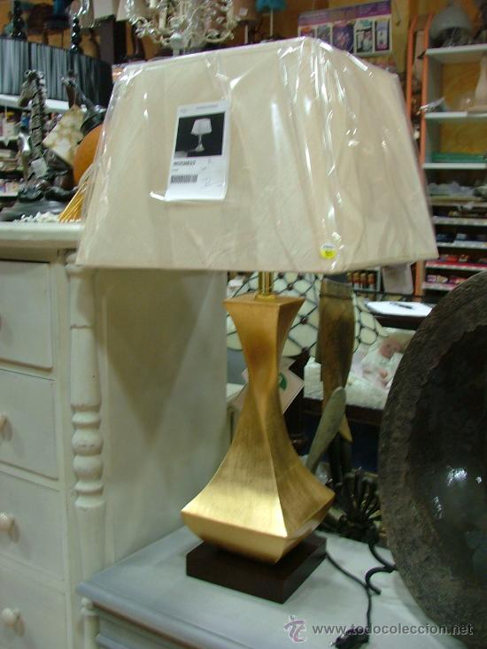 Antiques: lanpara