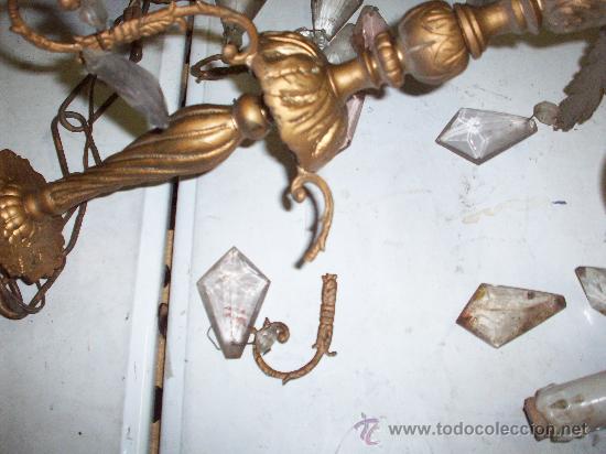 Antig&uuml;edades: L&Aacute;MPARA DE BRONCE DE TRES BRAZOS. - Foto 3