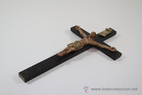 Antig&uuml;edades: Crucifijo. 1800 - Foto 5
