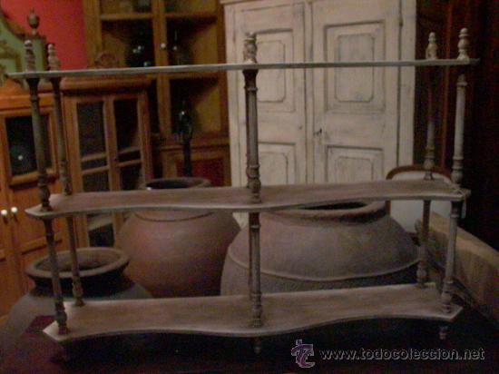 Antig&uuml;edades: ESTANTERIA PINTADA BLANCO DECAP&Eacute; - Foto 1