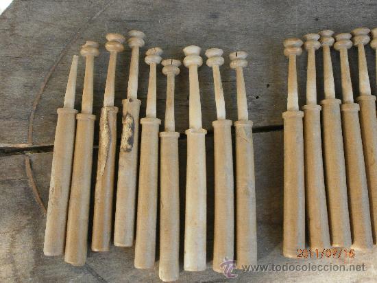 Antig&uuml;edades: 35 ANTIGUOS BOLILLOS - Foto 2
