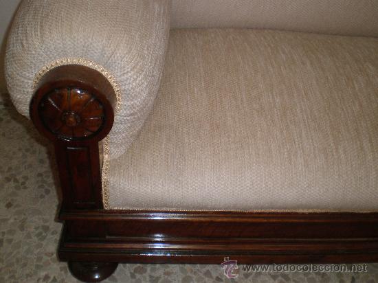 Antig&uuml;edades: sofa alto de nogal - Foto 5