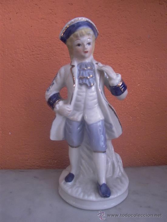 Antig&uuml;edades: FIGURA DE PORCELANA - Foto 1