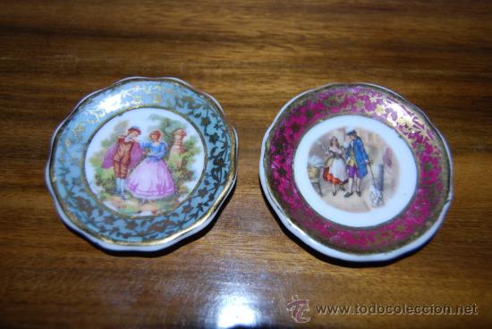 Antig&uuml;edades: PAREJA DE PLATITOS DE PORCELANA - Foto 1