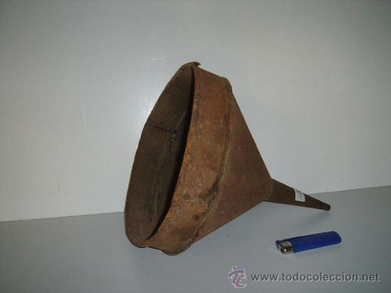 Antig&uuml;edades: Embudo de hierro