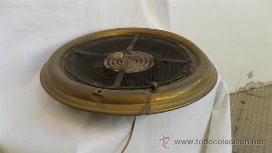 Antig&uuml;edades: bracero de metal electrificado - Foto 1