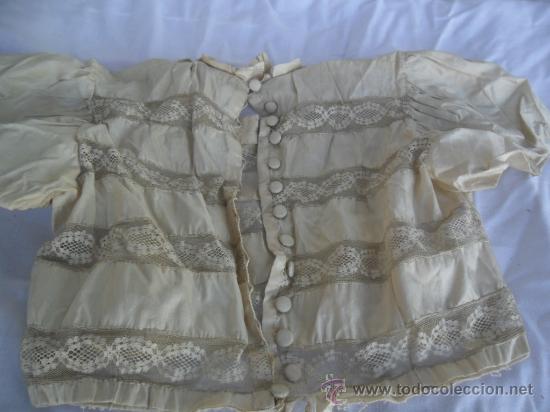 Antig&uuml;edades: CAMISA DE SEDA CON ENCAJE SIGLO XIX - Foto 7