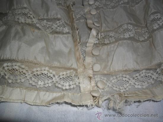 Antig&uuml;edades: CAMISA DE SEDA CON ENCAJE SIGLO XIX - Foto 8