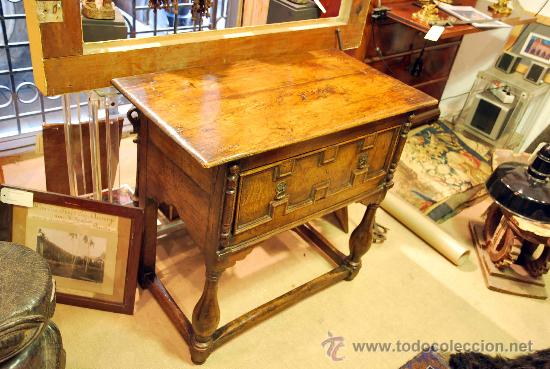 Antig&uuml;edades: Dressing table /Mesa auxiliar finales siglo XVII - Foto 14