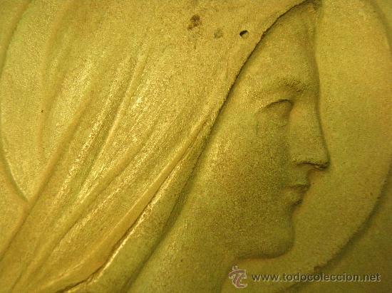 Antig&uuml;edades: RELIEVE DE VIRGEN SOBRE PLACA DE TERRACOTA - Foto 2