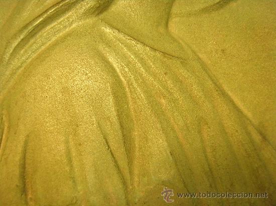 Antig&uuml;edades: RELIEVE DE VIRGEN SOBRE PLACA DE TERRACOTA - Foto 4