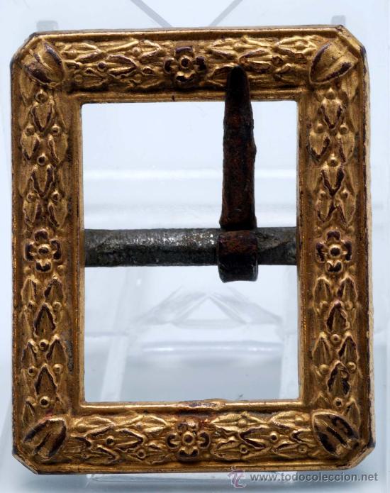 Antig&uuml;edades: Hebilla Imperio en bronce dorado Ppos S XIX - Foto 1