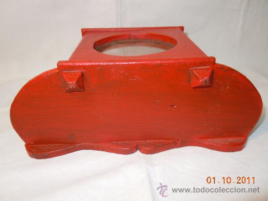 Antig&uuml;edades: RELOJERA DE MADERA PINTADA DE ROJO - Foto 6