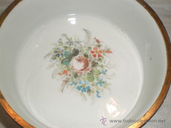 Antig&uuml;edades: caja de porcelana pintada - Foto 4