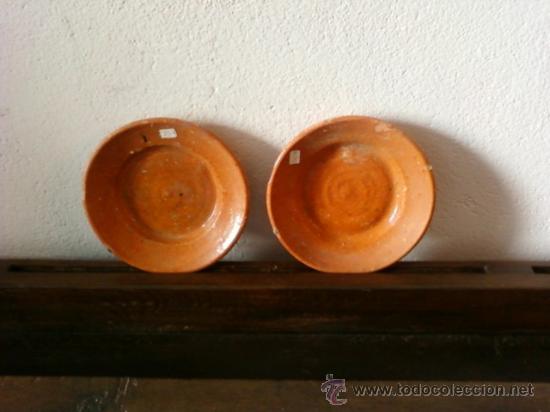 Antig&uuml;edades: Dos platos alfarer&iacute;a TERRA CHA - Foto 1