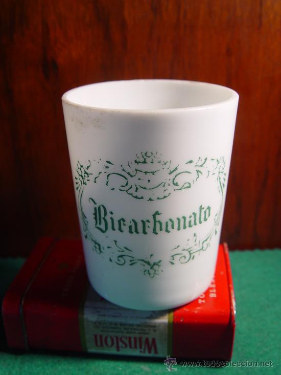 Antig&uuml;edades: BICARBONATO - VASO ANTIGUO DE OPALINA - - Foto 1
