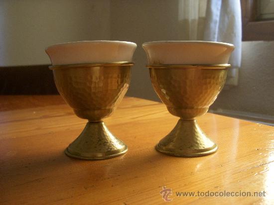 Antig&uuml;edades: ANTIGUA HUEVERA EN LATON - Foto 1