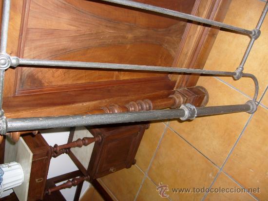 Antig&uuml;edades: cabecero cama de hierro - Foto 2