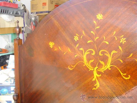Antig&uuml;edades: cama de matrimonio de madera de mogno y marqueteria - Foto 3