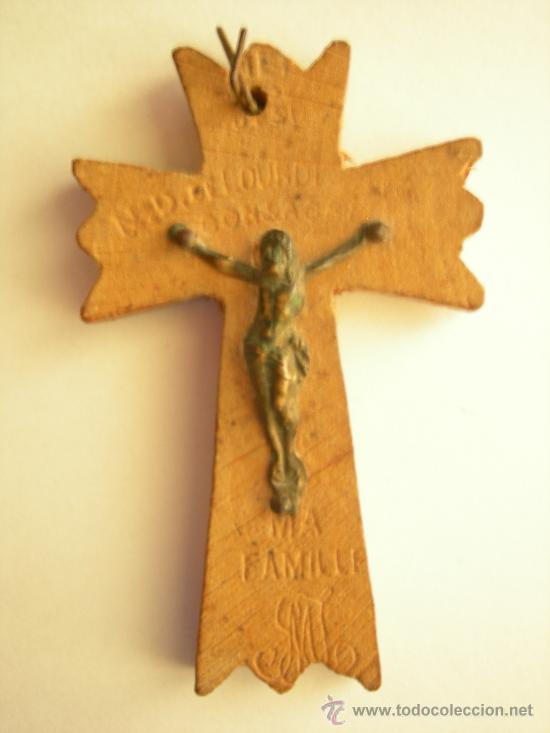 Antig&uuml;edades: crucifijo de madera - Foto 1
