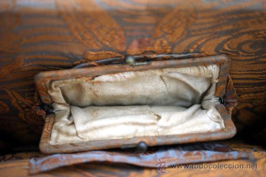 Antig&uuml;edades: CARTERA EN PIEL BORDADA - Pp. S.XX - Foto 9