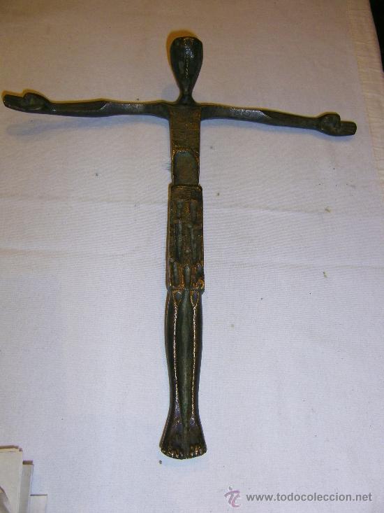 Antig&uuml;edades: CRUCIFIJO BRONCE - Foto 1