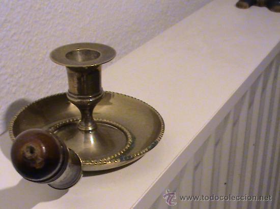 Antig&uuml;edades: Palmatoria en bronce con mango de madera - Foto 2