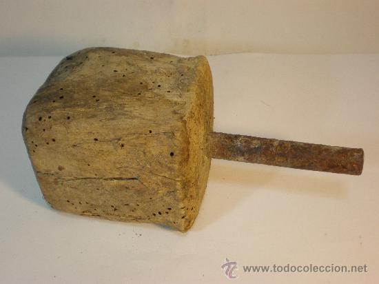 Antig&uuml;edades: ANTIGUO *MAZO*  MADERA CON MANGO DE HIERRO - Foto 2