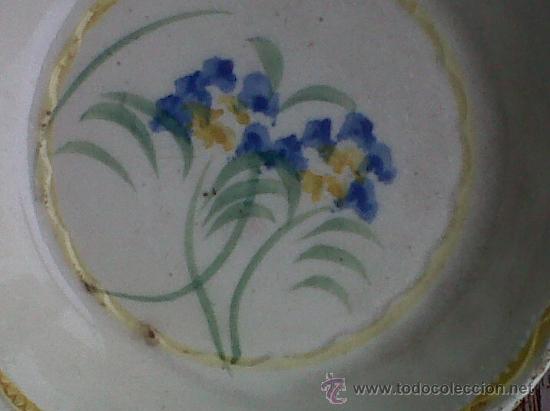 Antig&uuml;edades: PLATO PINTADO A MANO ANTIGUO - Foto 4