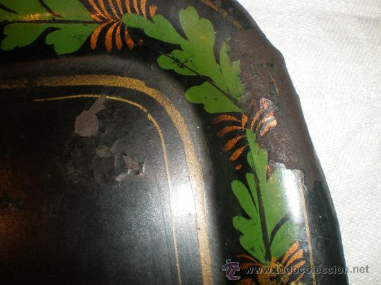 Antig&uuml;edades: bandeja de metal policromada - Foto 2