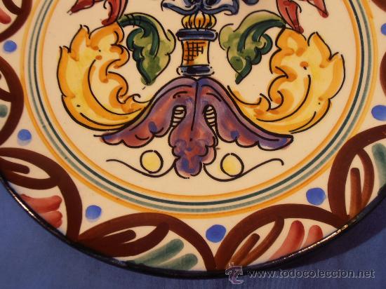 Antig&uuml;edades: PLATO HERALDICO CON DECORACION FRUTAL - Foto 4
