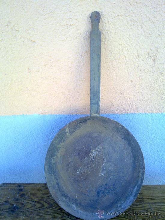 Antig&uuml;edades: ANTIGUA SARTEN DE HIERRO. - Foto 1