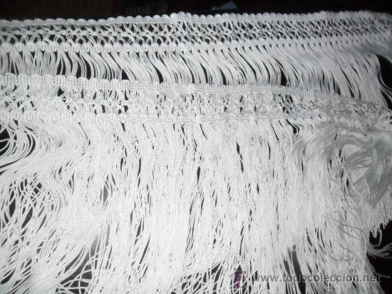 Antig&uuml;edades: FLECOS DE SEDA BLANCOS ANTIGUOS - Foto 1