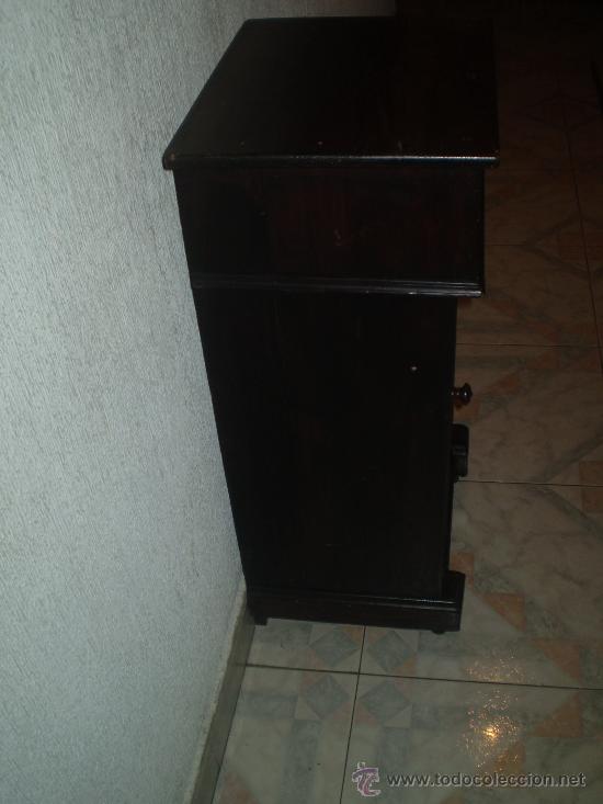 Antig&uuml;edades: MESILLA DE PINO S XIX - Foto 3