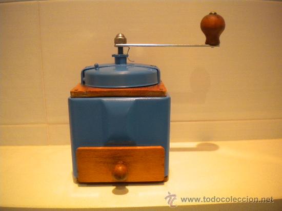 Antiquit&eacute;s: Antiguo molinillo Peugeot