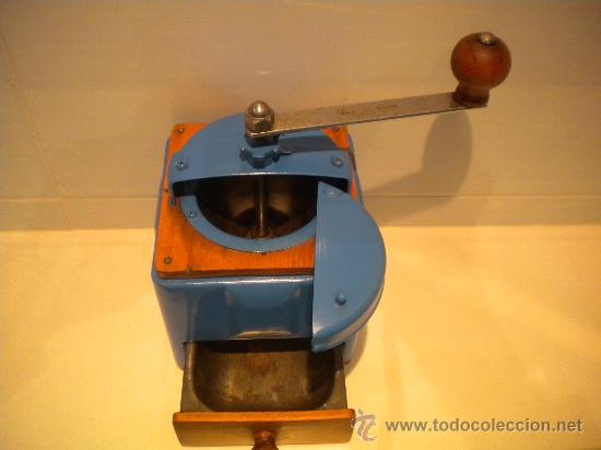 Antig&uuml;edades: Molinillo marca Peugeot - Foto 2