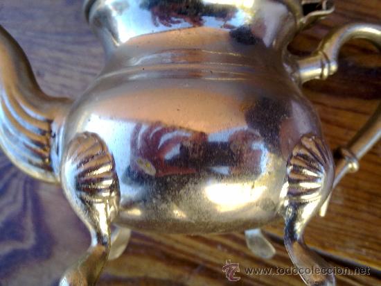 Antig&uuml;edades: PRECIOSA TETERA EN METAL PLATEADO. - Foto 2